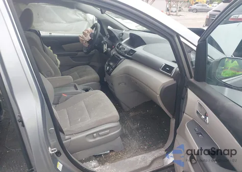 2016 Honda Odyssey Se из США, поврежденный, VIN 5FNRL5H35GB146996